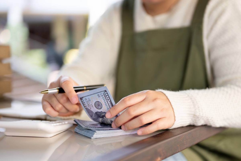 Steadfast Accounting’s Take: How Much Cash Should A Business Have On Hand?